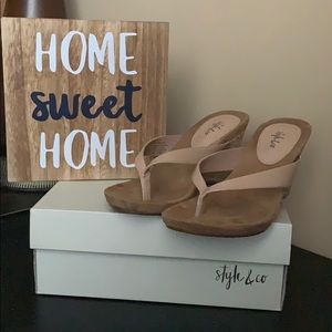 Style & CO Thong Sandals
